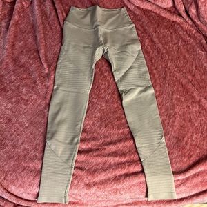 Alphalete revival leggings